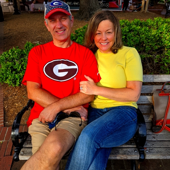 Meet your Posher, Lisa - Picture 1 of 1